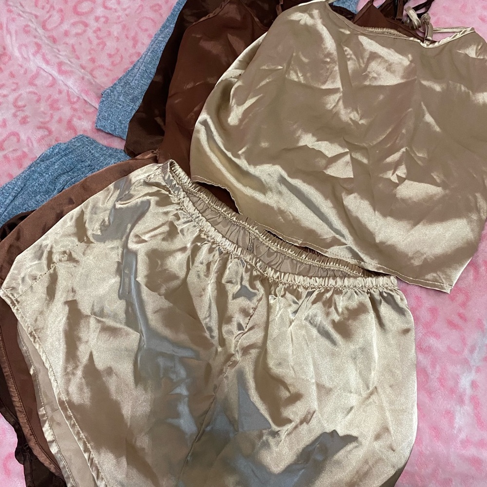 5 pj sets silk and cotton size M !! shorts and strap shirt cute colors and comfy